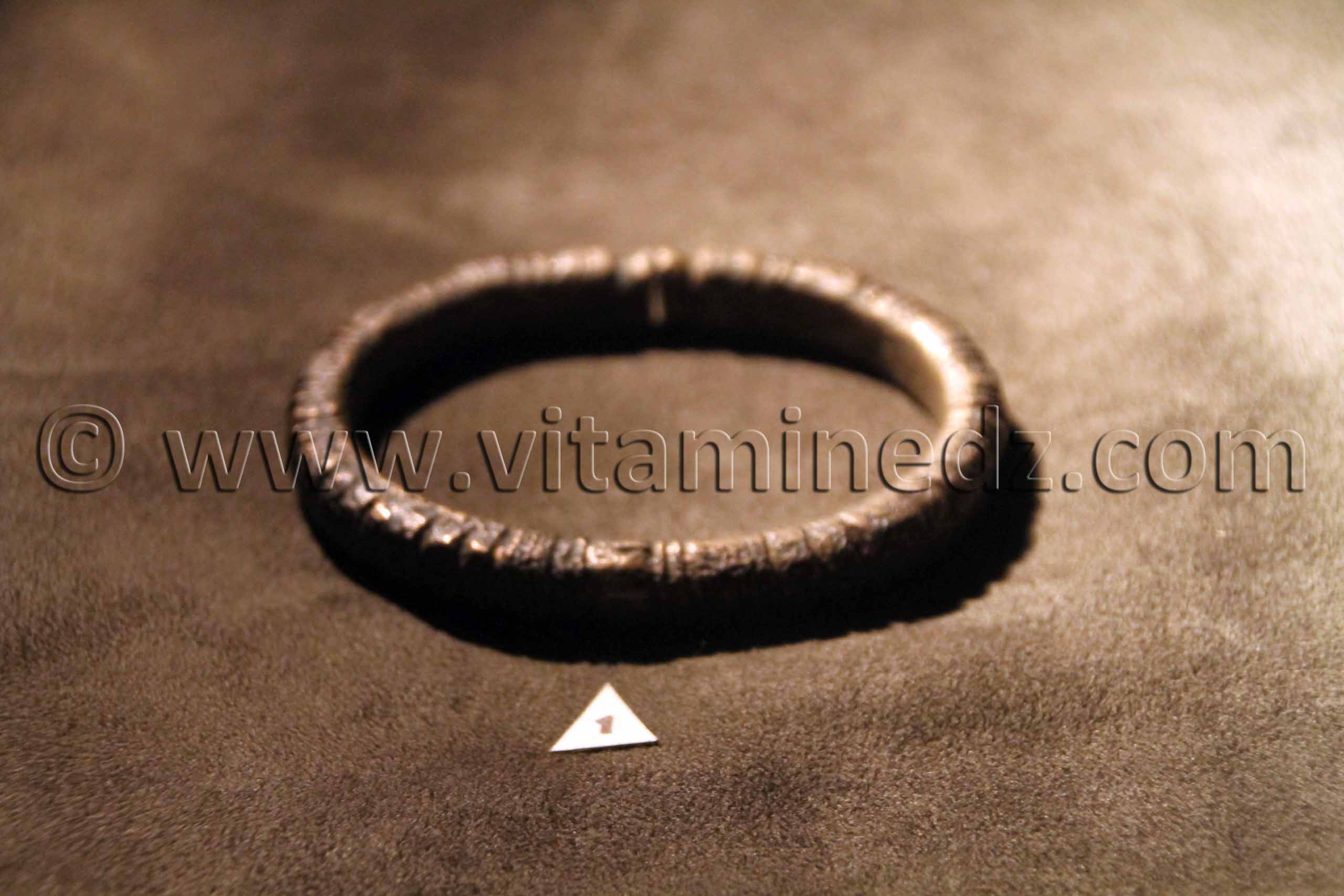 Bijoux (Bracelets) antiques Tamanrasset, Musée de l'Ahaggar (parc culturel de l’Ahaggar)