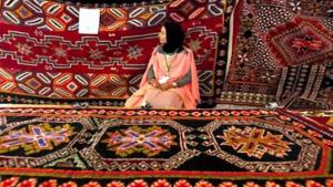 Bordj Bou Arréridj - Les habitants des Bibans émerveillés par le tapis de Babar