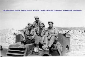 De droite à gauche Gaby Fortin.Raoult leger(tireur) Cailleaux et Mathias chauffeur à Bouhmama