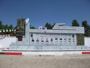 كيمل يا قلب وطني النابض بالمآسي والتخلف والعزلة