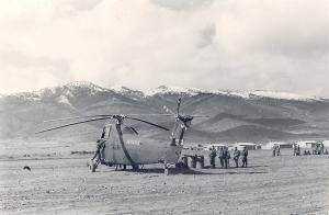 En attente d' héliportage 1960 à Bouhmama Khenchela