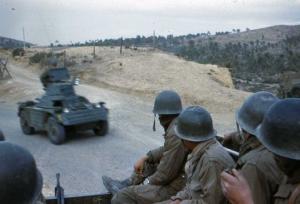 مدفع رشاش بمدخل مركز بولغمان تاوزينت خنشلة