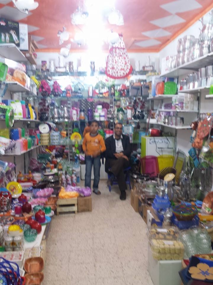 مركز تجاري بخنشلة