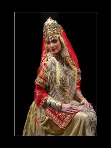 عروس بزيها التقليدي التلمساني