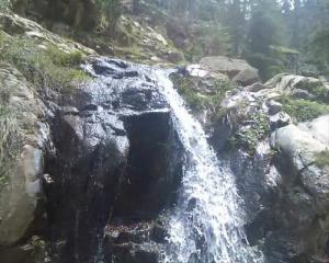 la source de l'el ma lakhel kantina