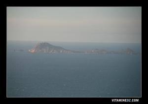 Les iles Habibas, vues des hauteurs de Madagh