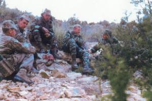 des soldats français dans une opération à chélia.--1960---