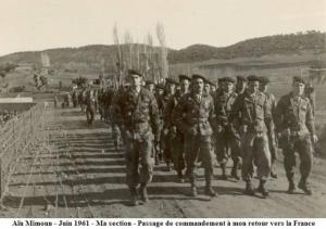 un groupe de soldats français .de la 13ème section aux ordre Tamza khenchela 1961