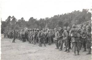 La compagnie en attente des hélicoptères à djebel beni melloul m'sara