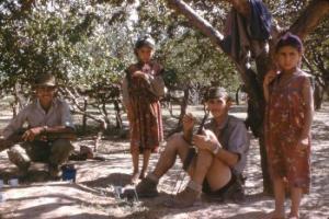 La vie au Commando Pause café dans la plaine du Boudeirhem face à la Tour Contrôle El hamma