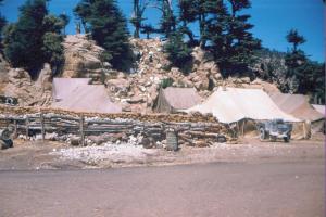 Bouhmama  Camp provisoire de toiles