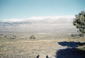 Lever du jour sur les Nemencha, les nuages collent aux sommets c'est beau !
