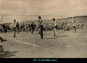 Le poste :Terrain de sport voulu par le capitaine GIRARD et préparé par la 3ème section harkis Ain Mimoun