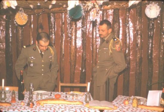 Le Capitaine Girard et le Lt de la Morlay KHENCHELA