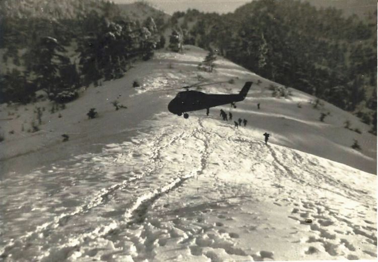 Héliportage Chélia commando V33