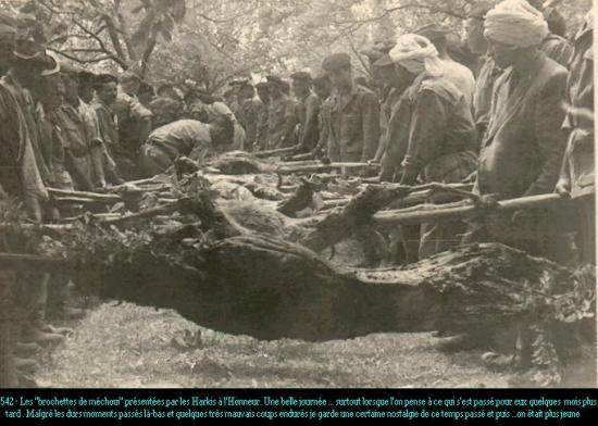 Le Poste :Présentation des méchouis par la 3ème section Ain Mimoun