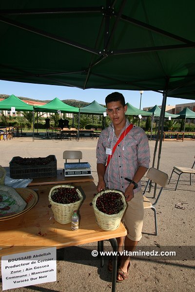 Fete de la cerise  Producteur d'ain Gossea commune de Mansourah