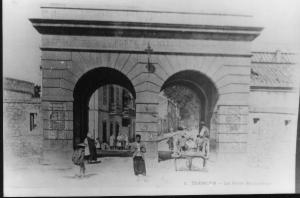 Photo Ancienne de Tlemcen  Porte de Sidi Boumediene