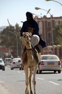 Un Tergui dans la ville à Tamanrasset