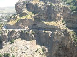 Constantine - Route de la corniche: : Une étude pour stabiliser les rochers