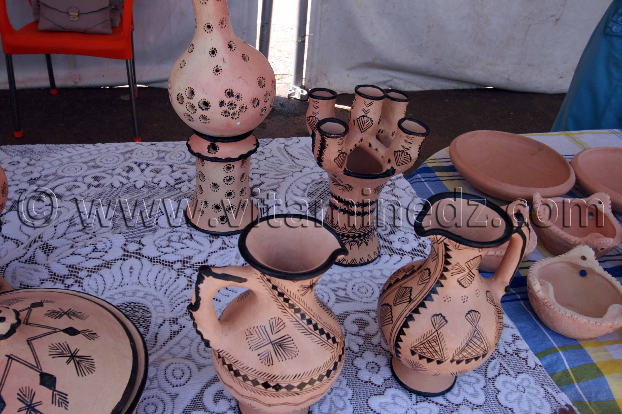 Poterie de Bider exposée à Tlemcen