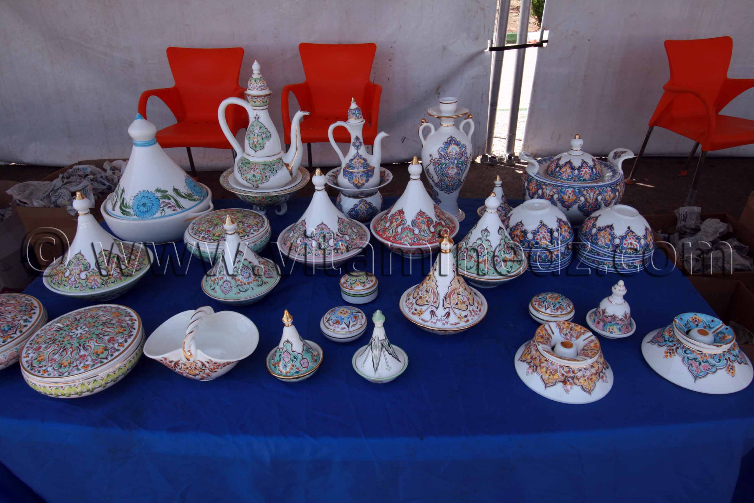 TLEMCEN - SALON NATIONAL DE LA POTERIE (Poterie de Boumerdes)