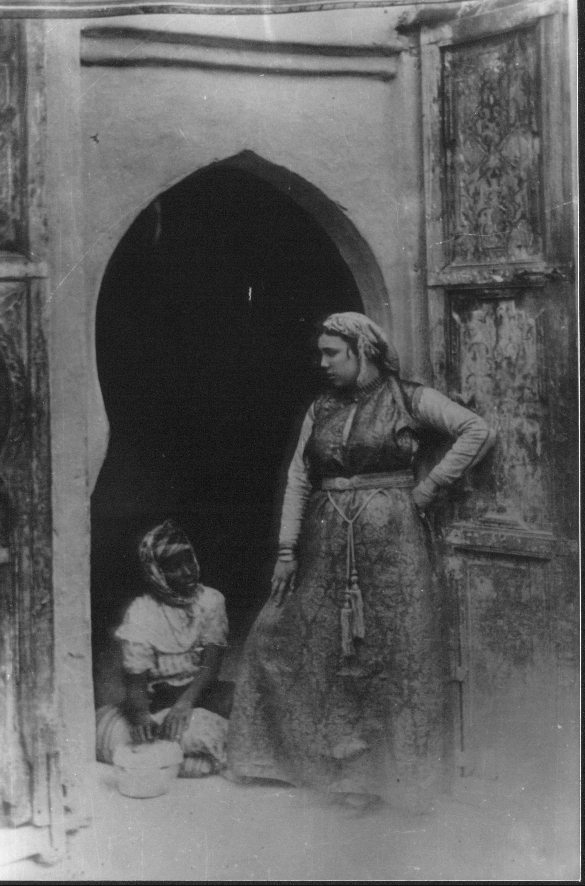 Photo Ancienne de Tlemcen  femmes de tlemcen