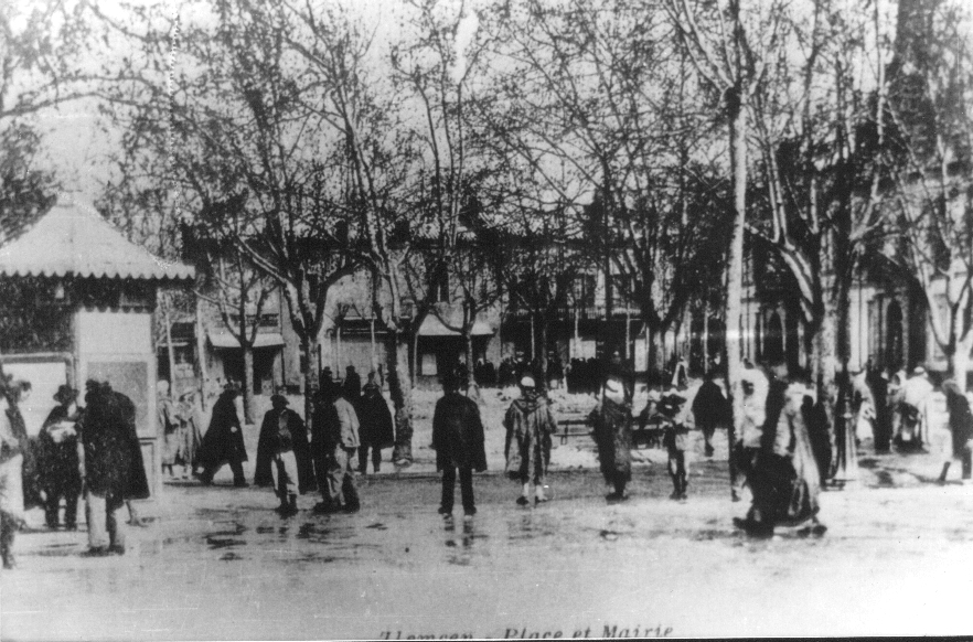 Photo Ancienne de Tlemcen  Place de la Mairie