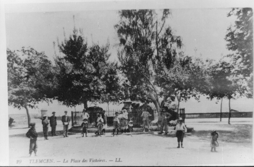 Photo Ancienne de Tlemcen  Place des victoires