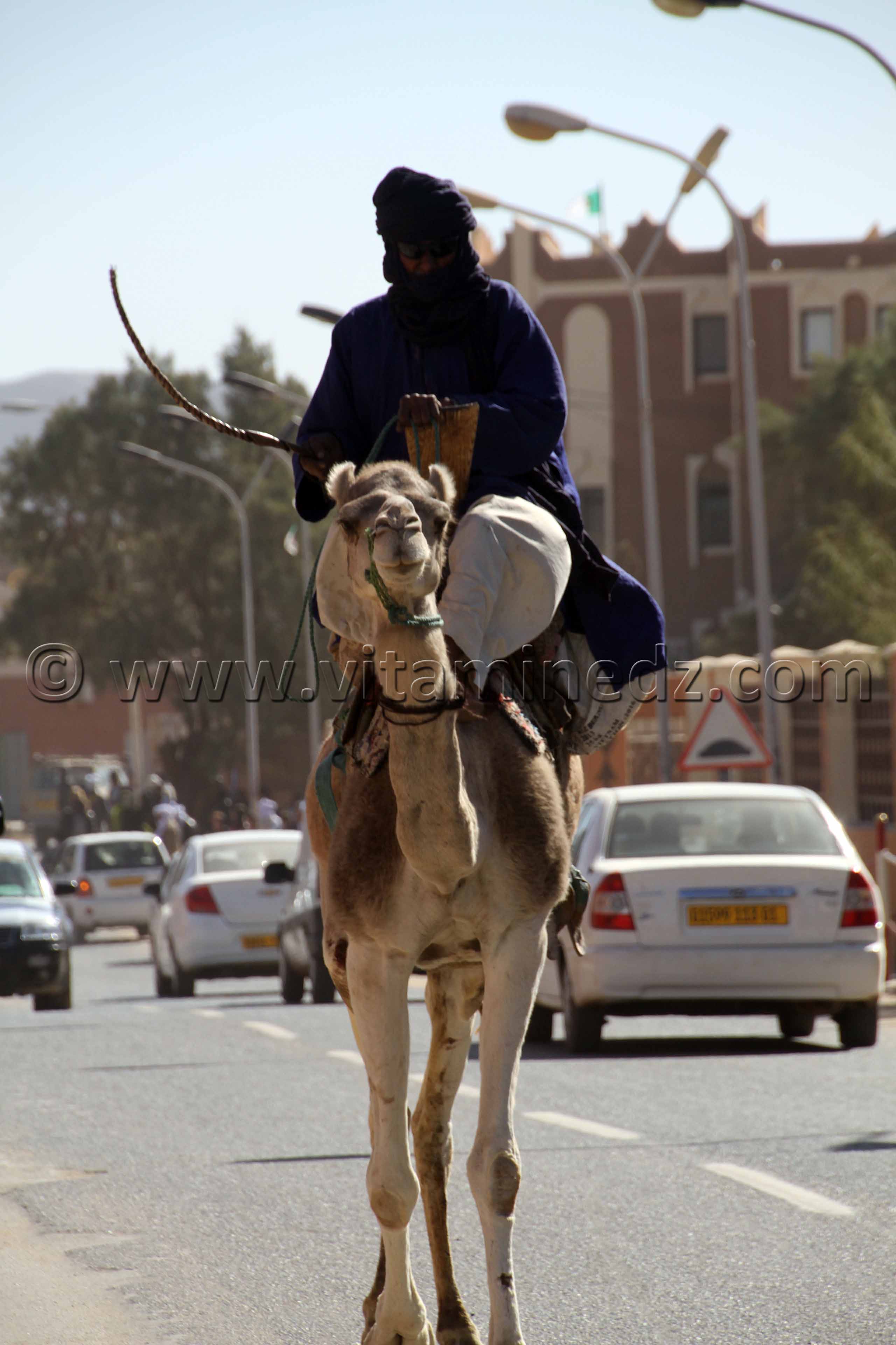 Un Tergui dans la ville à Tamanrasset