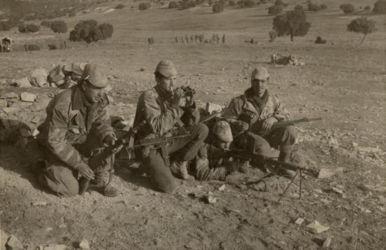 Le tireur de la FM Ain-Mimoun une patrouille