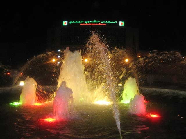 ساحة بلدية خنشلة الجميلة