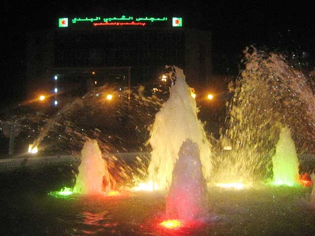 ساحة بلدية خنشلة الجميلة