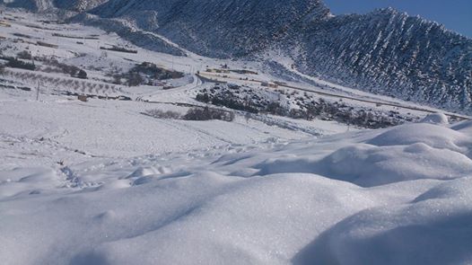 يابوس في فصل الشتاء التلوج تغطي كل شيء تعطيها جمالا على جمال