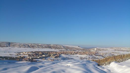 يابوس في فصل الشتاء التلوج تغطي كل شيء تعطيها جمالا على جمال