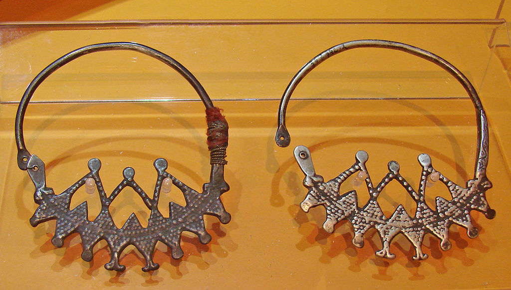 الحلي الفضية عند المرأة الخنشلية الشاوية الاصيلة