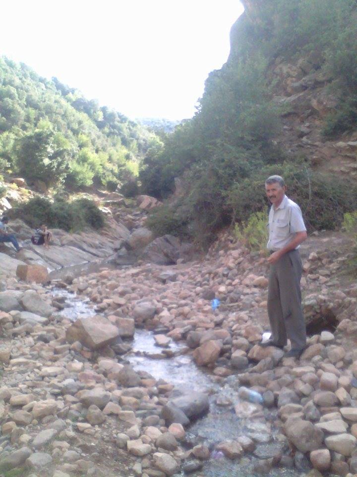 منبع الماء لكحل الكانتينة يابوس