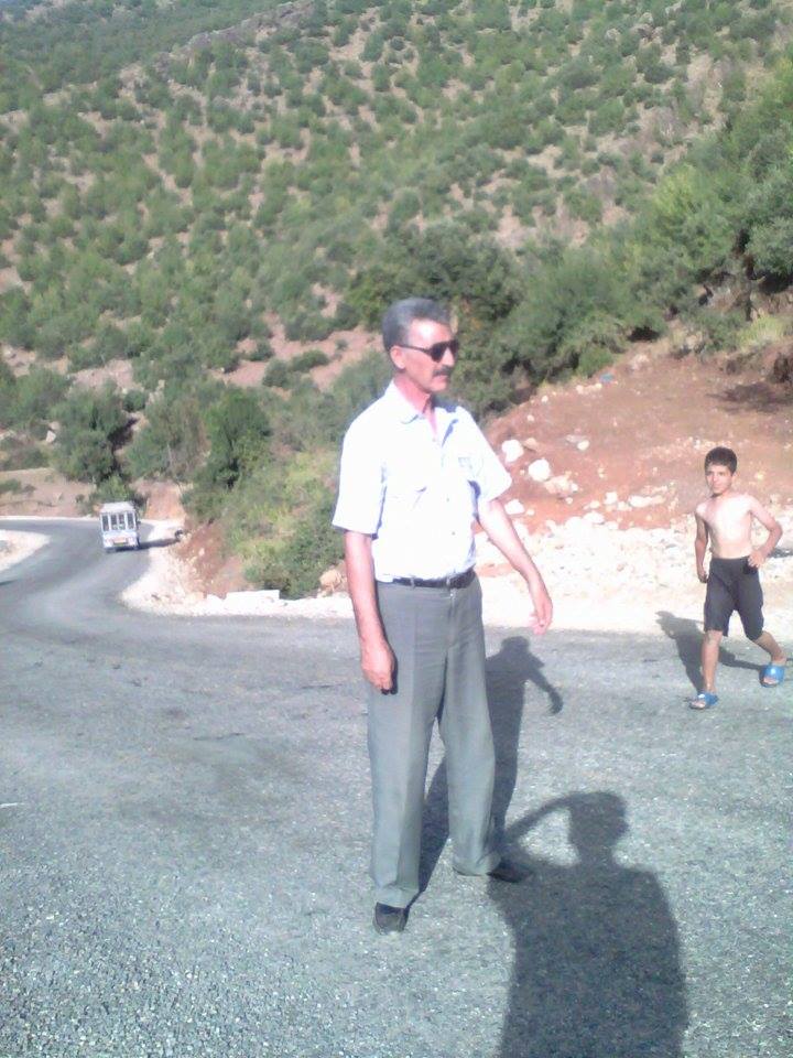 La nouvelle route ouverte qui mène à la source d'El Ma Lakhel El Kantina