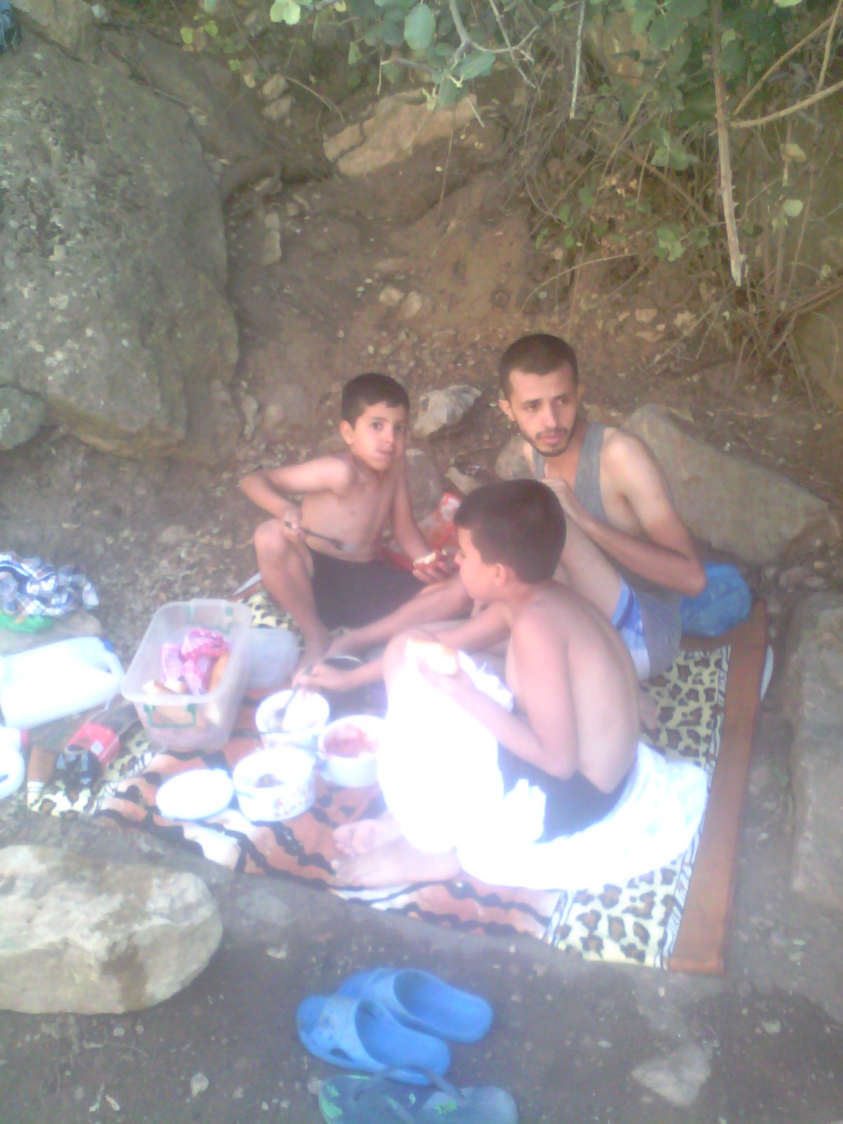 Endroits de baignade dans la rivière d'El Kantina Yabous