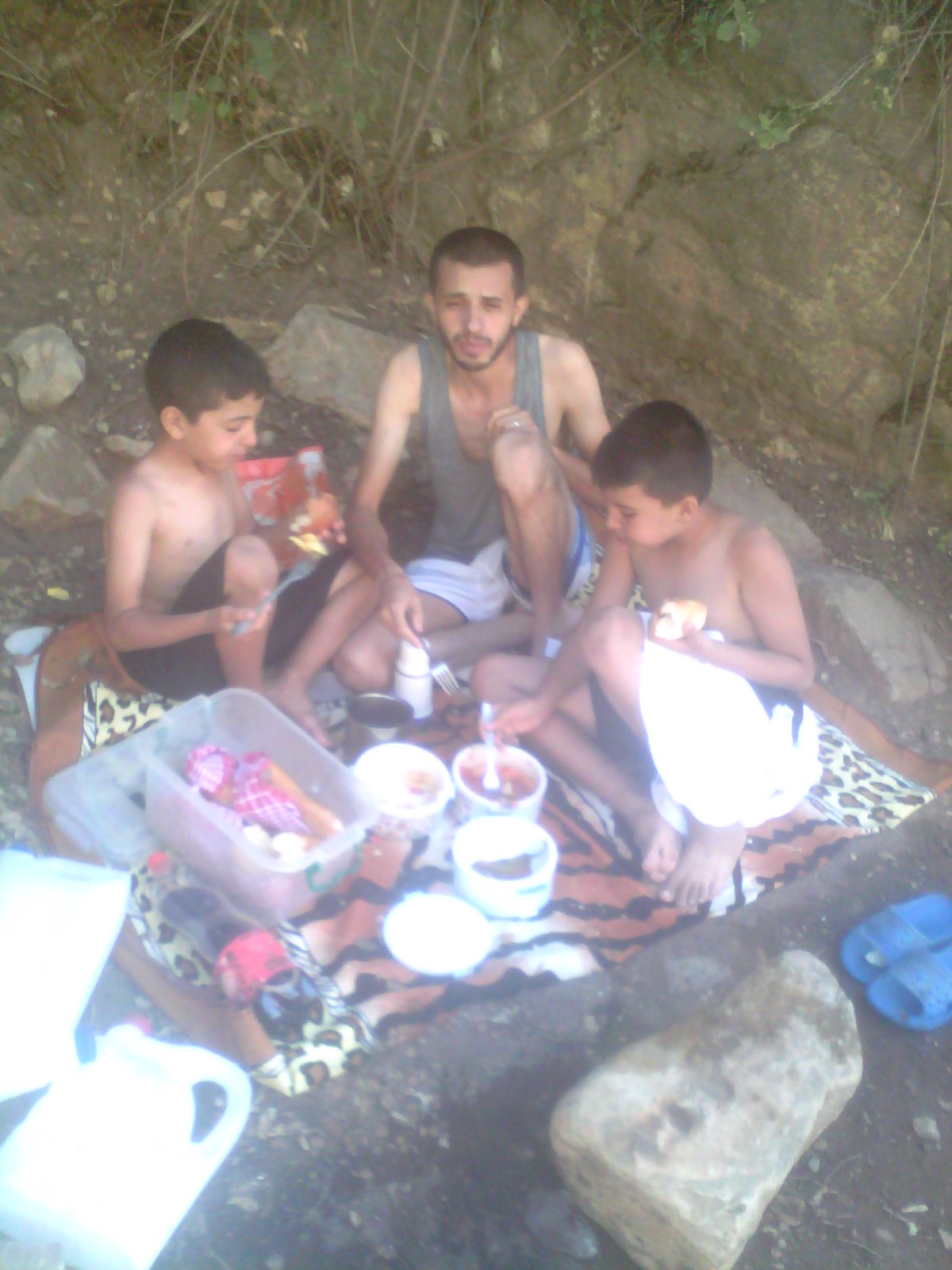 Endroits de baignade dans la rivière d'El Kantina Yabous