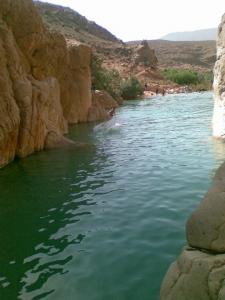 Cours d'eau à Menâa