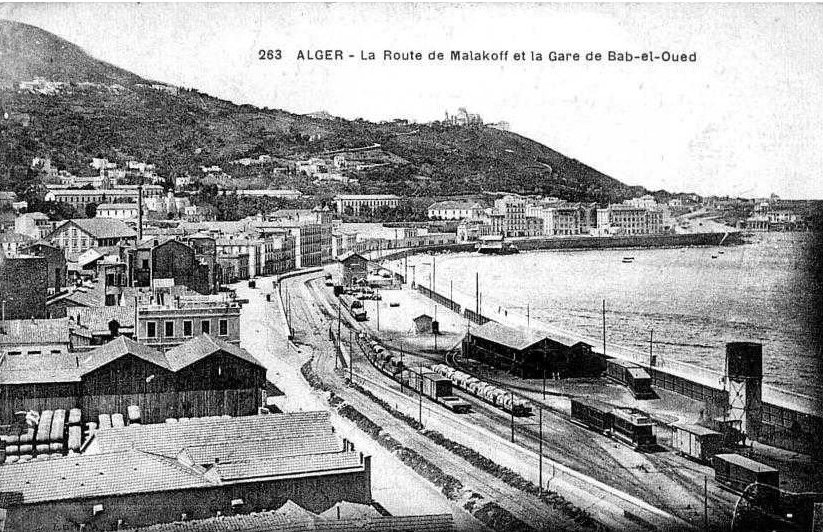 Ancienne photo d'Alger  la route de Malakoff et la gare de Bab El Oued