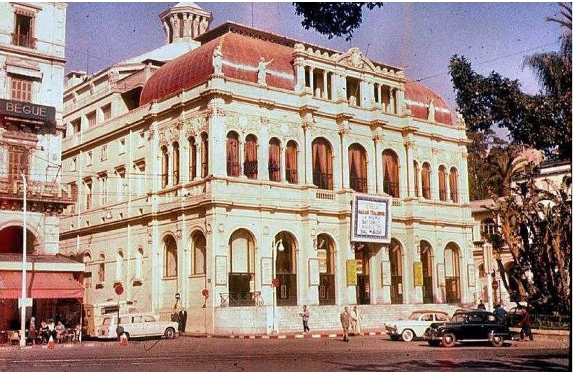 Ancienne photo d'Alger  L'Opéra
