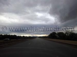 Autoroute Est Ouest, Orage en vue
