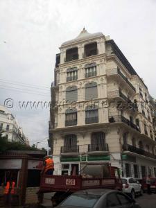 Immeuble ancien près de la grande poste d\'Alger