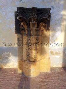 Colonnes à l\'esplanade de Cherchell (Caesarée)