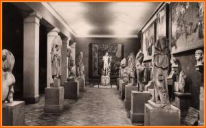 Musée de Cherchell. On perçoit au fond le fameux éphèbe