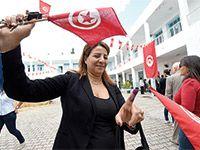 Maghreb - Elle vient de réussir une élection saluée dans le monde entier: La Tunisie et nous