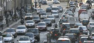 Planète - France: L'inimaginable retour de la voiture en ville