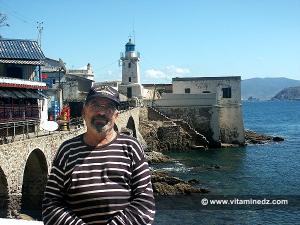 Skikda Phare Molot (Ilot des singes)